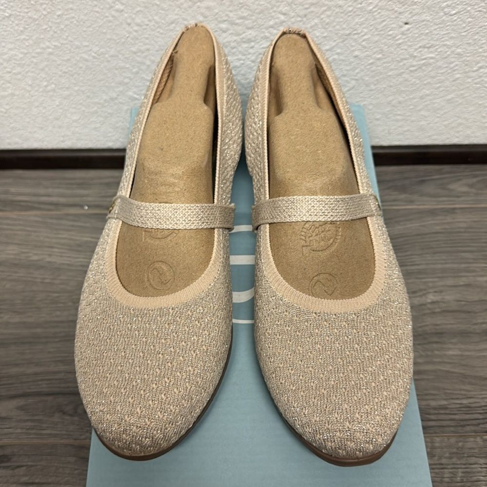 Bzees Keynote Mary Jane Flat - Picture 4 of 6